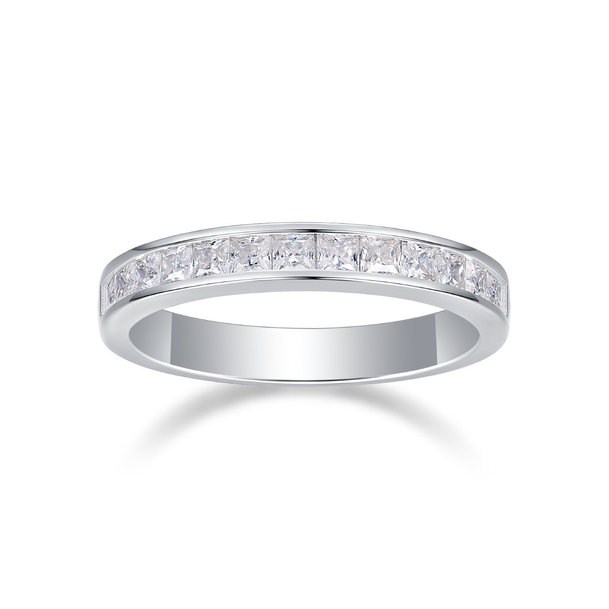 Bague fermée en argent S925 sertie de moissanite