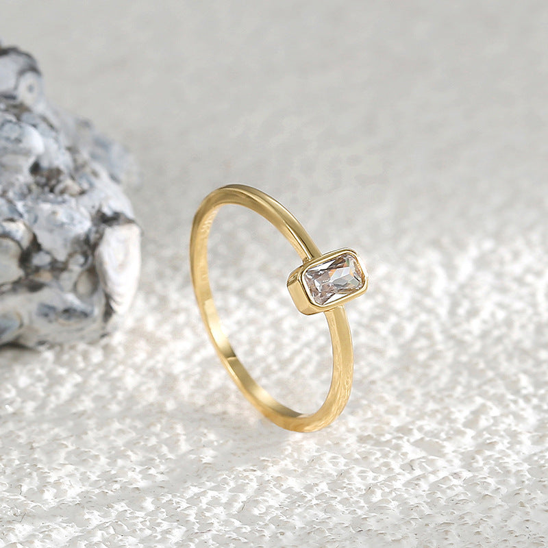 Bague femme en zircon carré – Style simple et élégant à la française