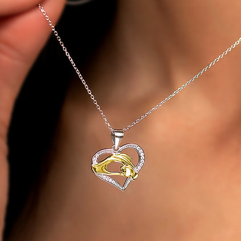 Collier “Main dans la main” pour femme