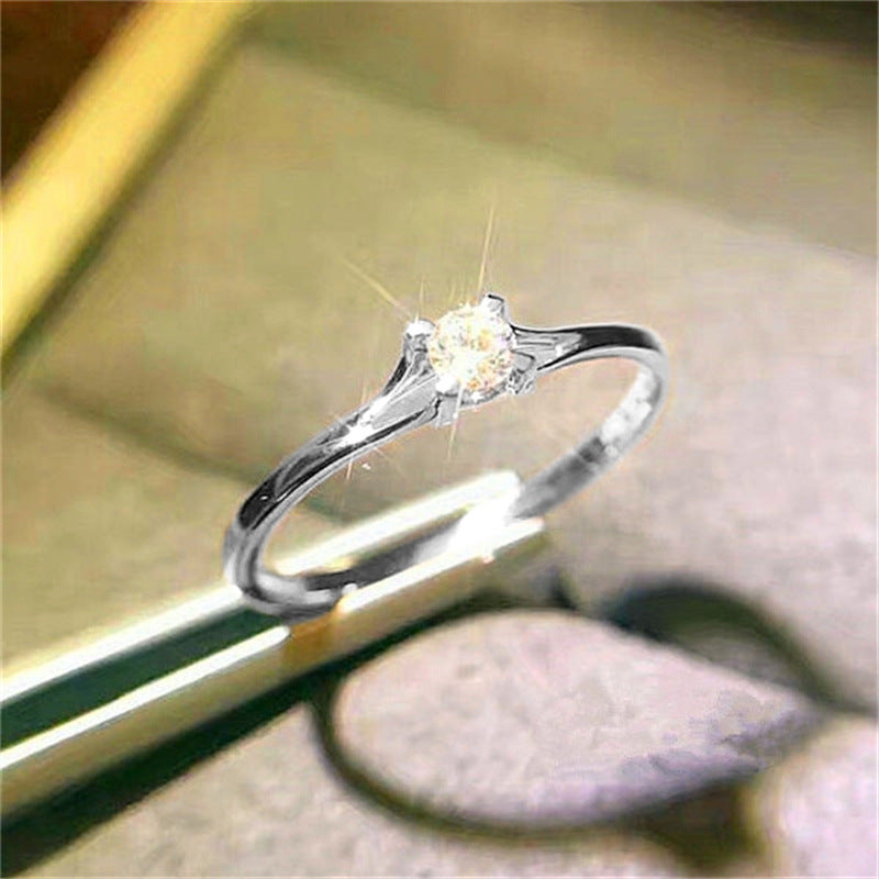 Bague femme minimaliste en zircon