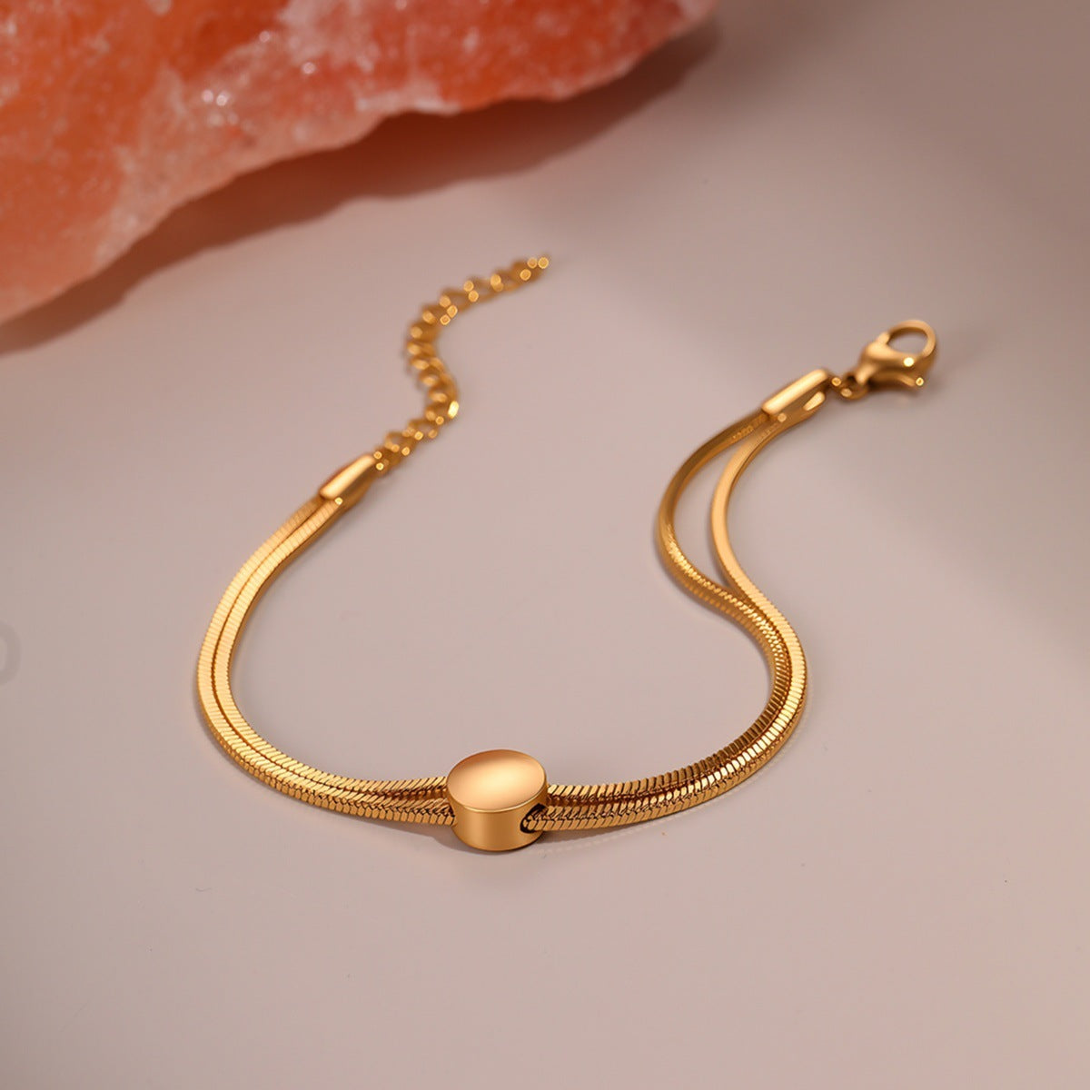 Bracelet chaîne serpent en acier titane doré 18K – Design minimaliste et inaltérable