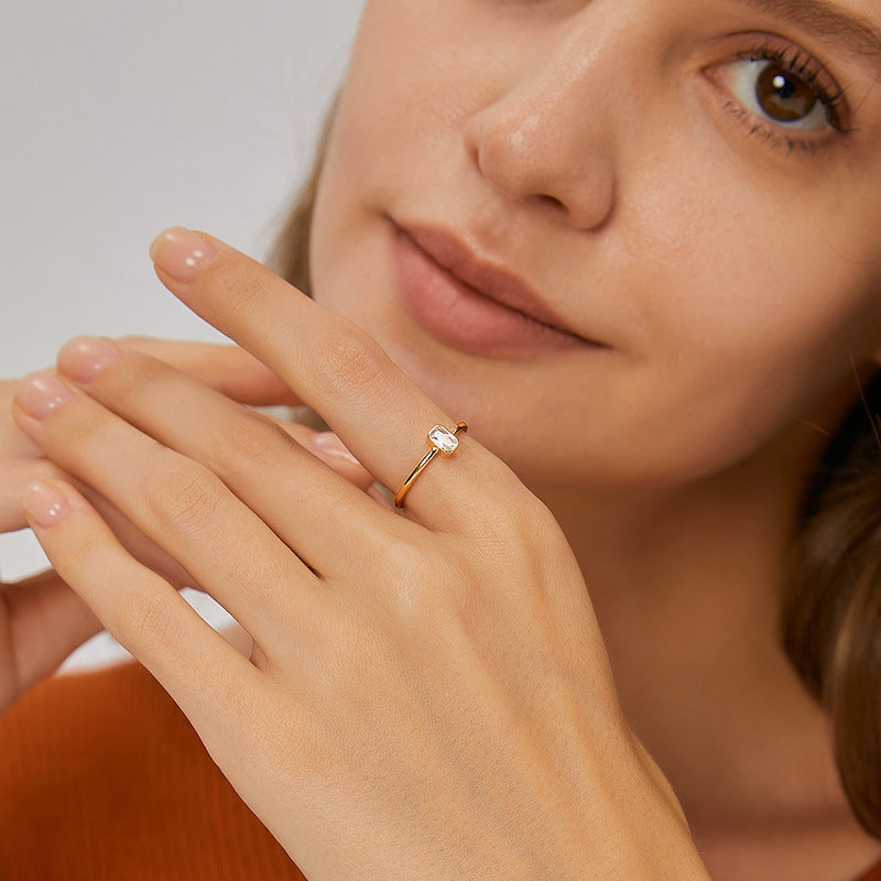 Bague femme en zircon carré – Style simple et élégant à la française