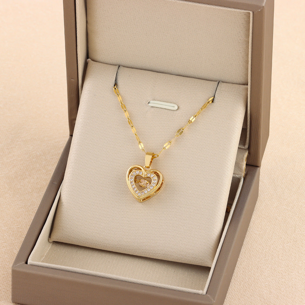 Collier double rang “Love” avec strass